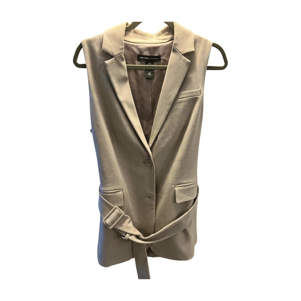 New York & Company Tan pant suit tall/long length